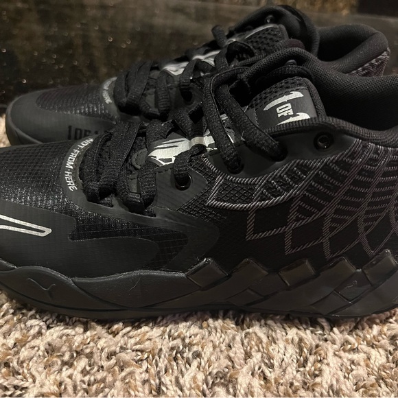 LaMello Ball youth basketball shoe - Picture 3 of 6